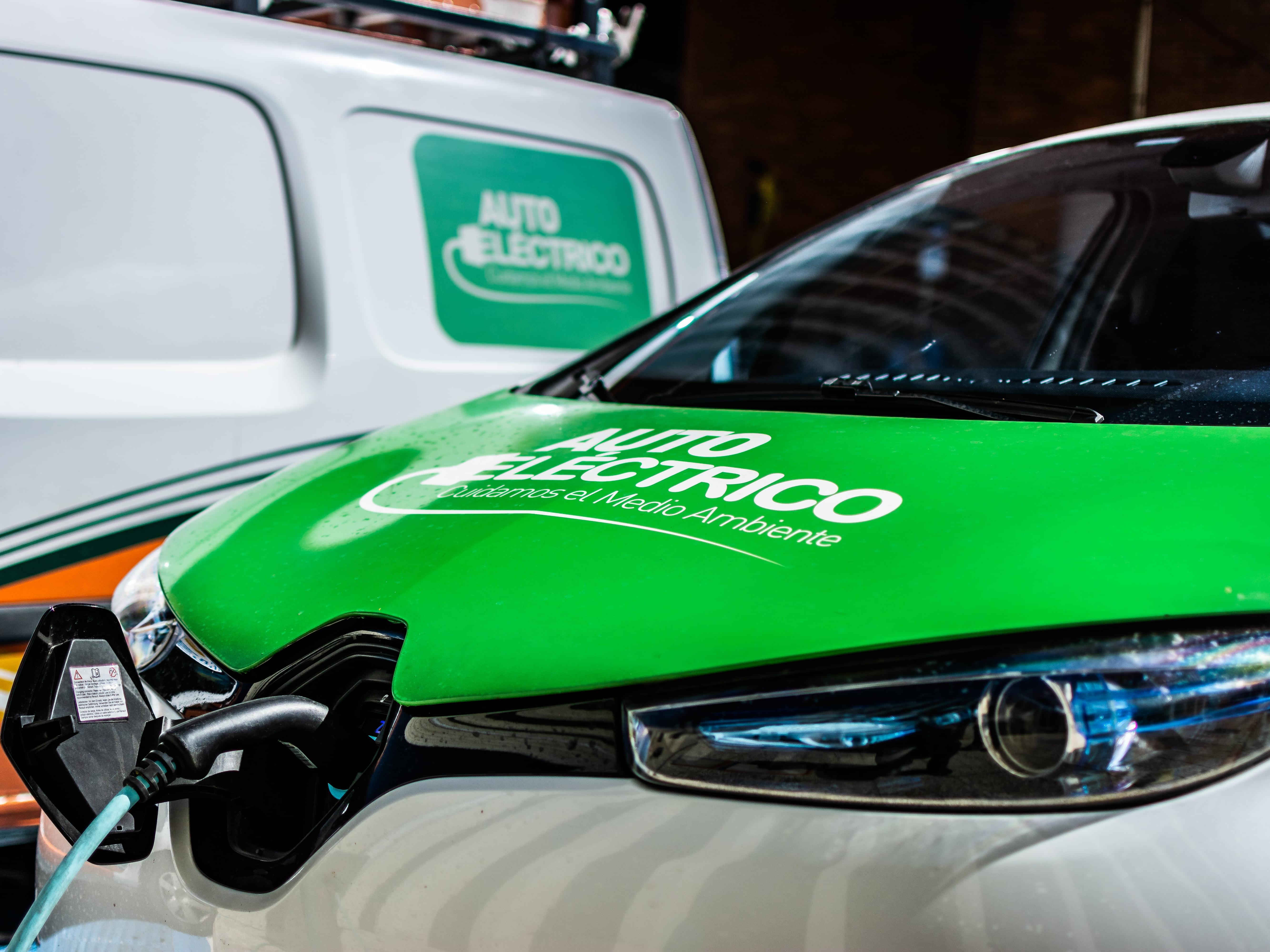 auto eléctrico